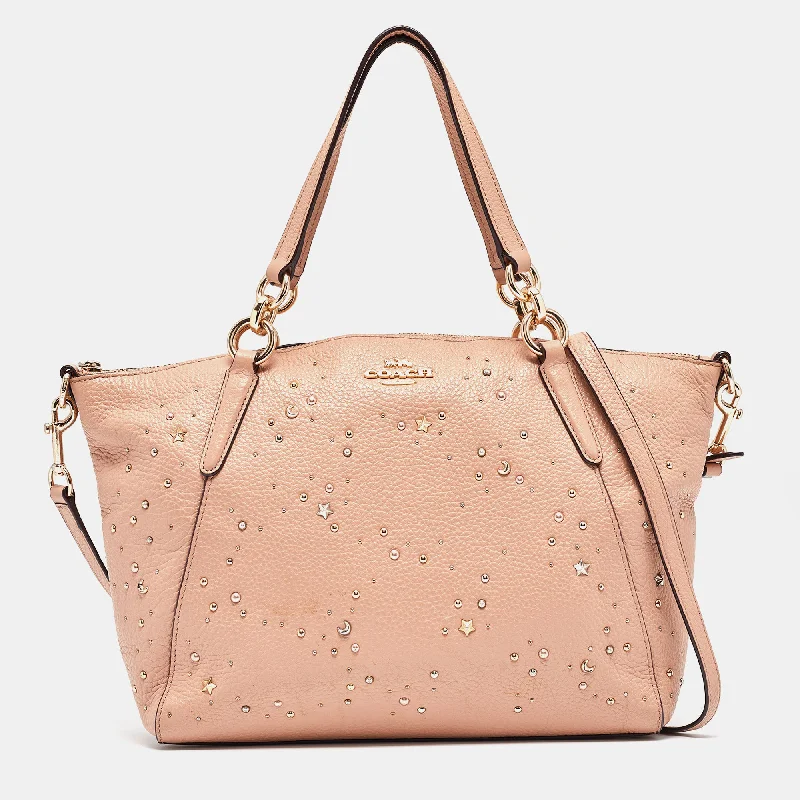 Ladies Coach Rogue bags with a star - shaped charm for a playful touchPeach Leather Small Kelsey Satchel