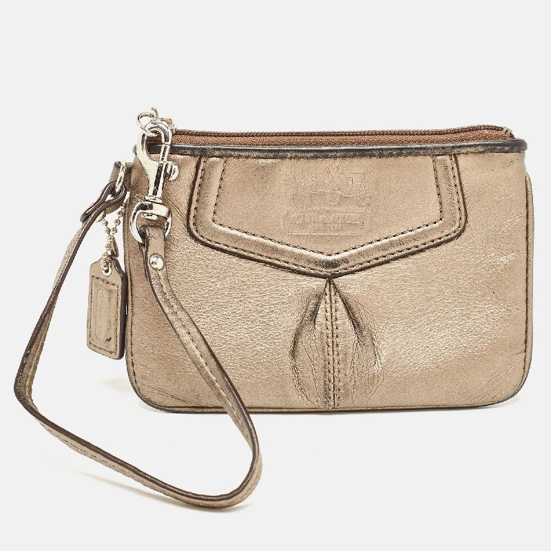 Ladies Coach Tabby bags with a detachable shoulder strapMetallic Leather Zip Wristlet Clutch