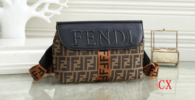 Fendi bags with a front - zip pocket for small items such as lip balm and earphonesFendi ladies Handbag