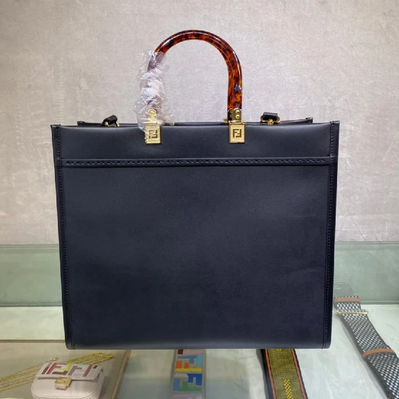 Small - sized Fendi crossbody bags in smooth calfskin leather for a compact and stylish carryWF -  Fendi Bag - 380