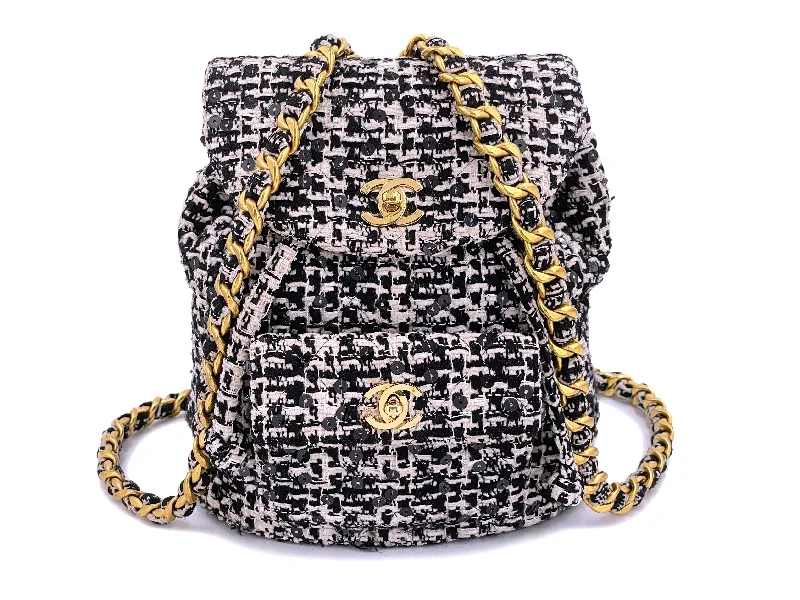 Chanel bags with iconic stitching detailsChanel Vintage Tweed Duma Backpack Bag Black White 1994 24k GHW 7D2