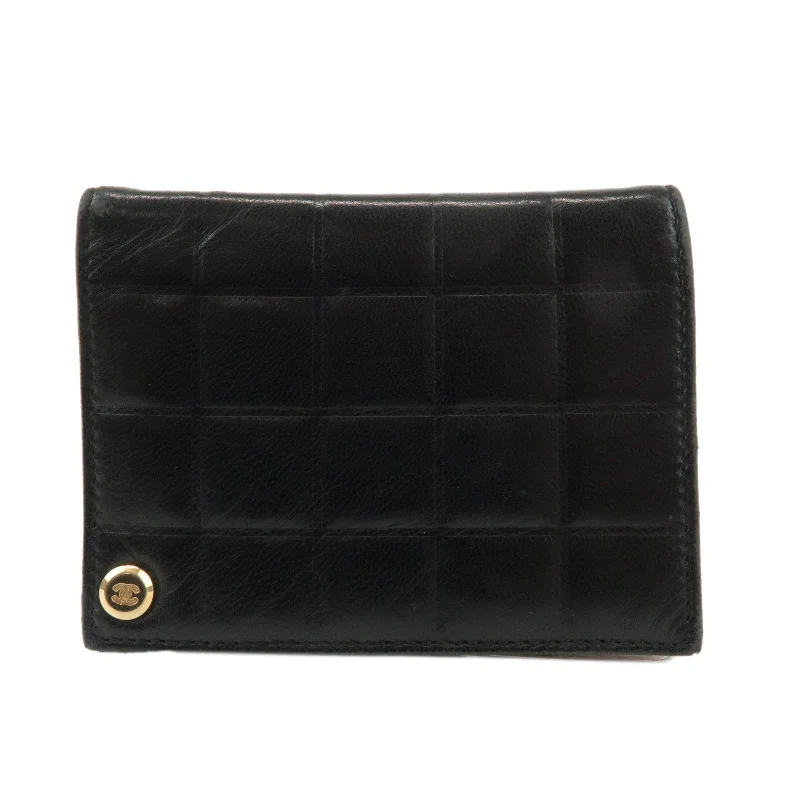 Chanel Classic Flap Bag for Evening PartyCHANEL Chocolate Bar Lamb Skin Card Case Black