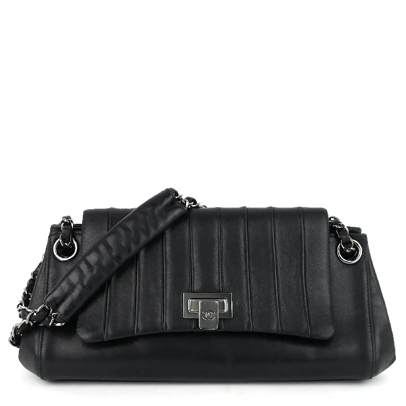 Chanel bags for women with a taste for high fashionLambskin Leather Fliplock Shoulder Bag