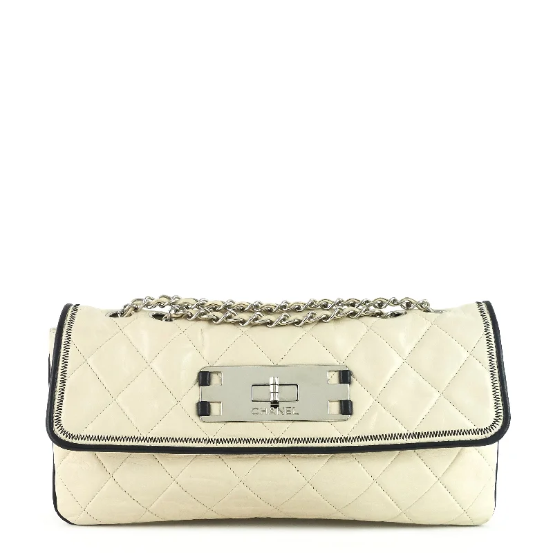 Chanel bags with the perfect balance of luxury and functionalityReissue Lambskin Shoulder Bag