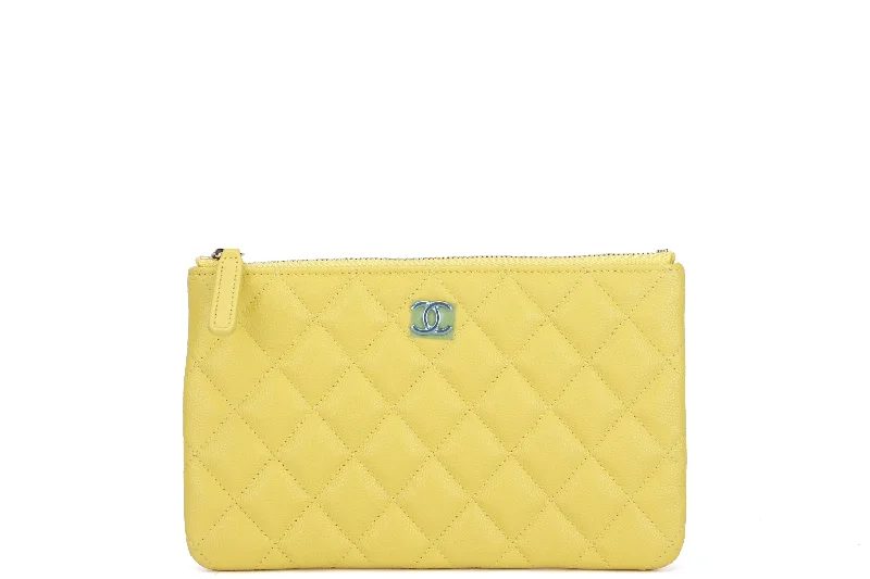 Chanel bags for a polished and professional appearanceCHANEL YELLOW CAVIAR ZIPPY SMALL POUCH (AUCNxxxx) LIGHT GOLD HARDWARE, WIDTH 20CM, WITH DUST COVER & BOX