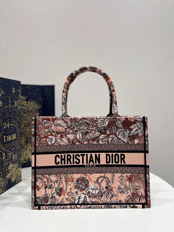 Christian Dior Saddle bags with a distressed leather finishBC - Dior Bags - 1041