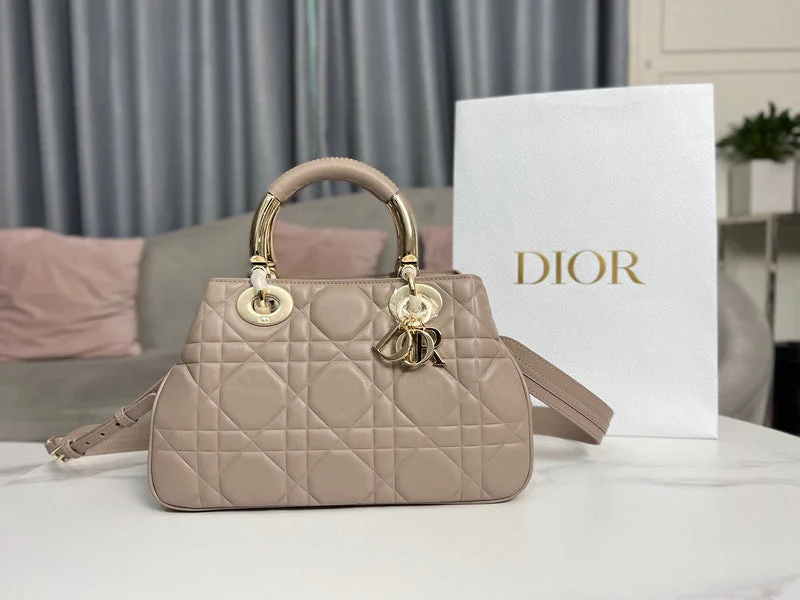 Christian Dior Saddle bags with a distressed leather finishBC - Dior Bags - 1079