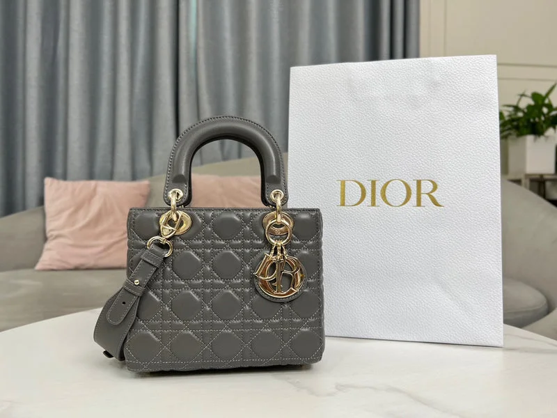 Stylish Christian Dior shoulder bags with a tassel - adorned zipperChristian Dior  Bags - 321