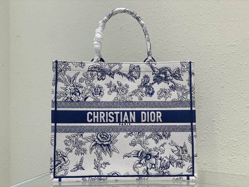 Christian Dior handbags with a snap - button closure and a decorative buckleChristian Dior  Bags - 3276