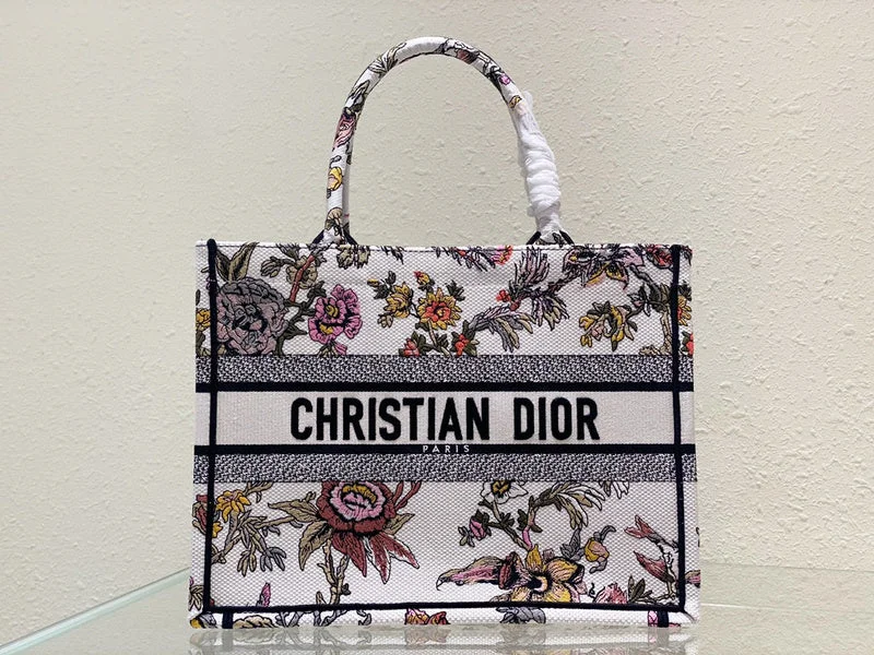 Stylish Christian Dior shoulder bags with a tassel - adorned zipperChristian Dior  Bags - 3285