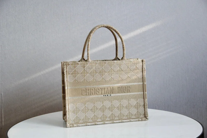 Christian Dior bags with a detachable coin purse insideChristian Dior  Bags - 3399