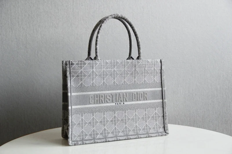 Christian Dior bags with a side - pocket for holding a water bottleChristian Dior  Bags - 3401