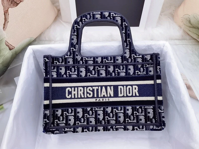 High - fashion Christian Dior bags with a geometric patternChristian Dior  Bags - 3413