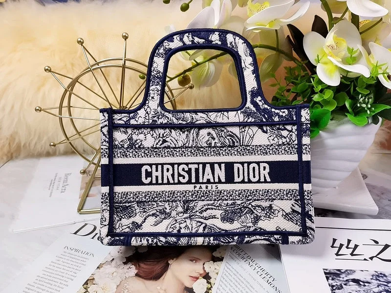 Christian Dior bags with a side - pocket for holding a water bottleChristian Dior  Bags - 3428