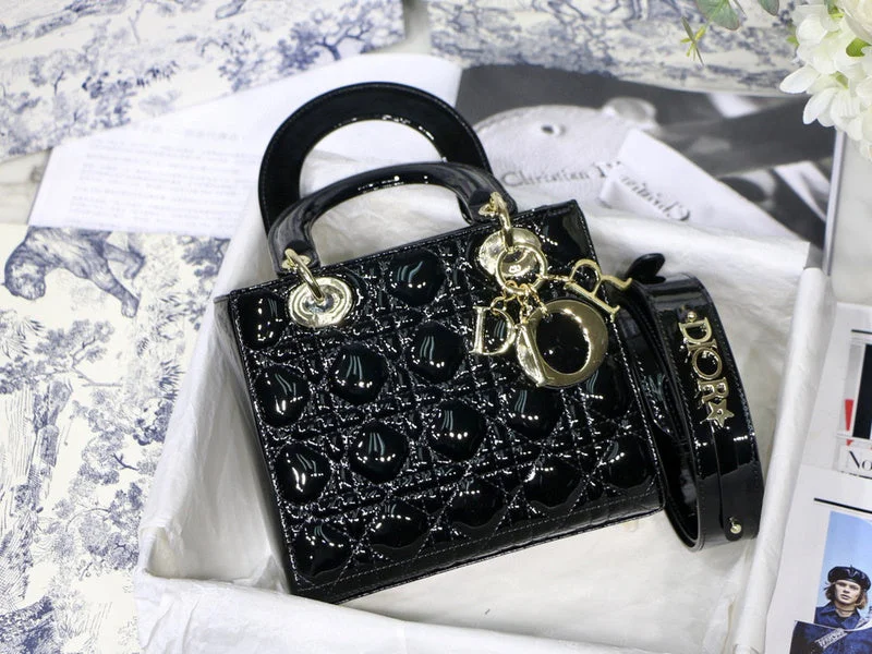 Luxury Christian Dior crossbody bags with a chain - link strapChristian Dior  Bags - 3452