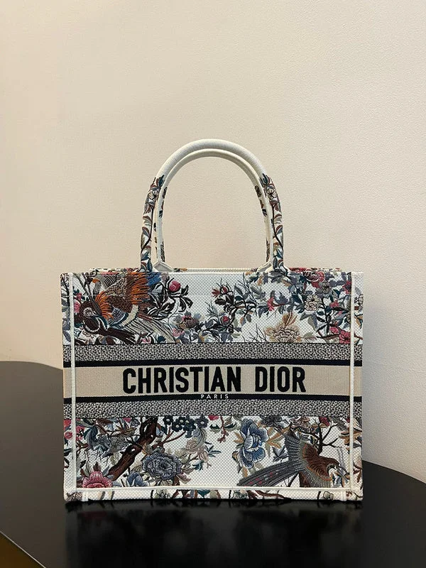 Luxury Christian Dior crossbody bags with a chain - link strapChristian Dior  Bags - 4323