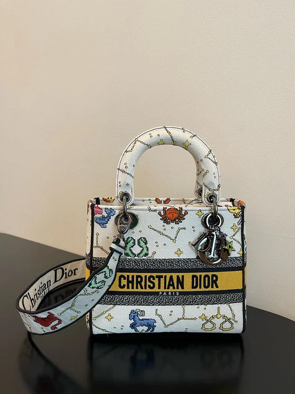 Christian Dior Saddle bags with a distressed leather finishChristian Dior  Bags - 4324