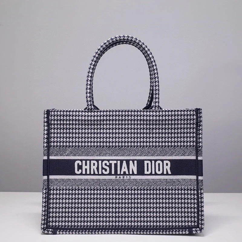 Christian Dior crossbody bags with a front - flap pocket for easy accessChristian Dior  Bags - 4327