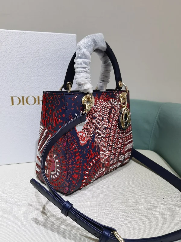 Christian Dior bags with a quilted pattern and gold - toned hardwareChristian Dior Medium Lady D Lite Bag