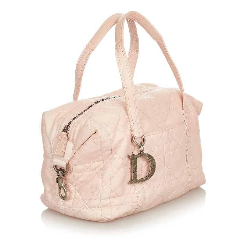 Christian Dior handbags with a snap - button closure and a decorative buckleDior Cannage Leather Handbag (25577)