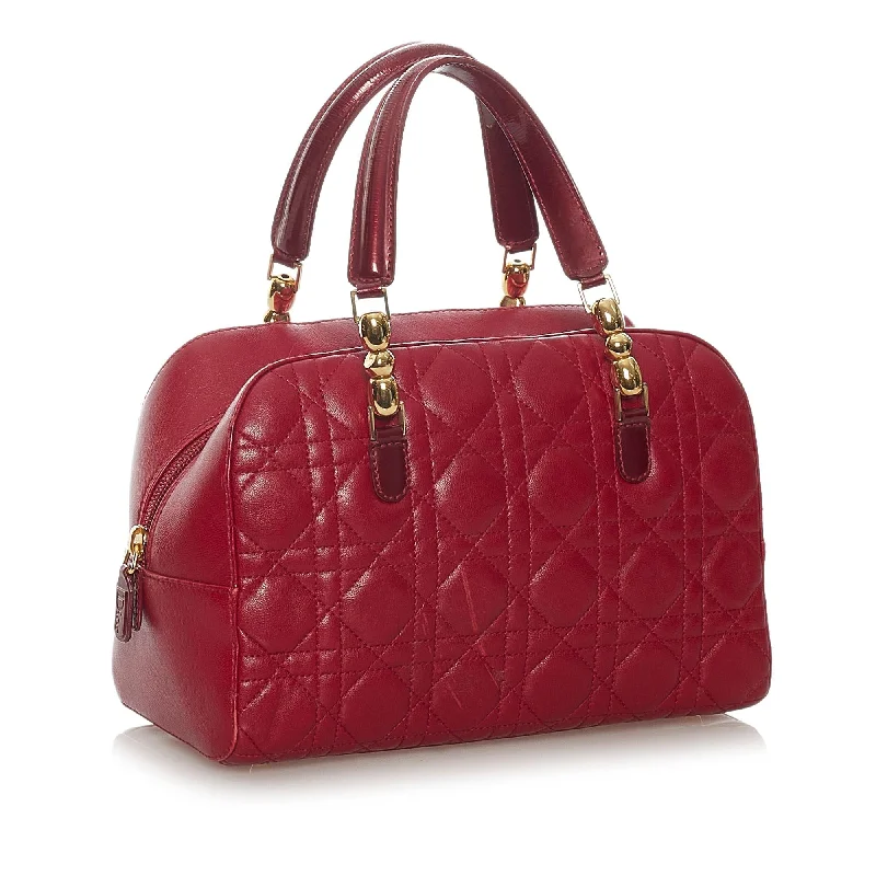 Christian Dior bags with a quilted pattern and gold - toned hardwareDior Cannage Malice Leather Handbag (27572)