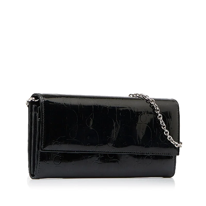 Christian Dior Saddle bags with a distressed leather finishDior Oblique Patent Leather Wallet on Chain (SHG-I5xAYq)